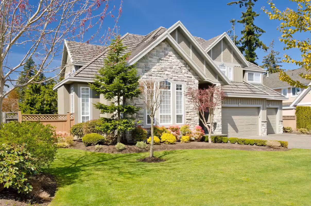 How to Tell if Your Lawn is the Healthiest Color